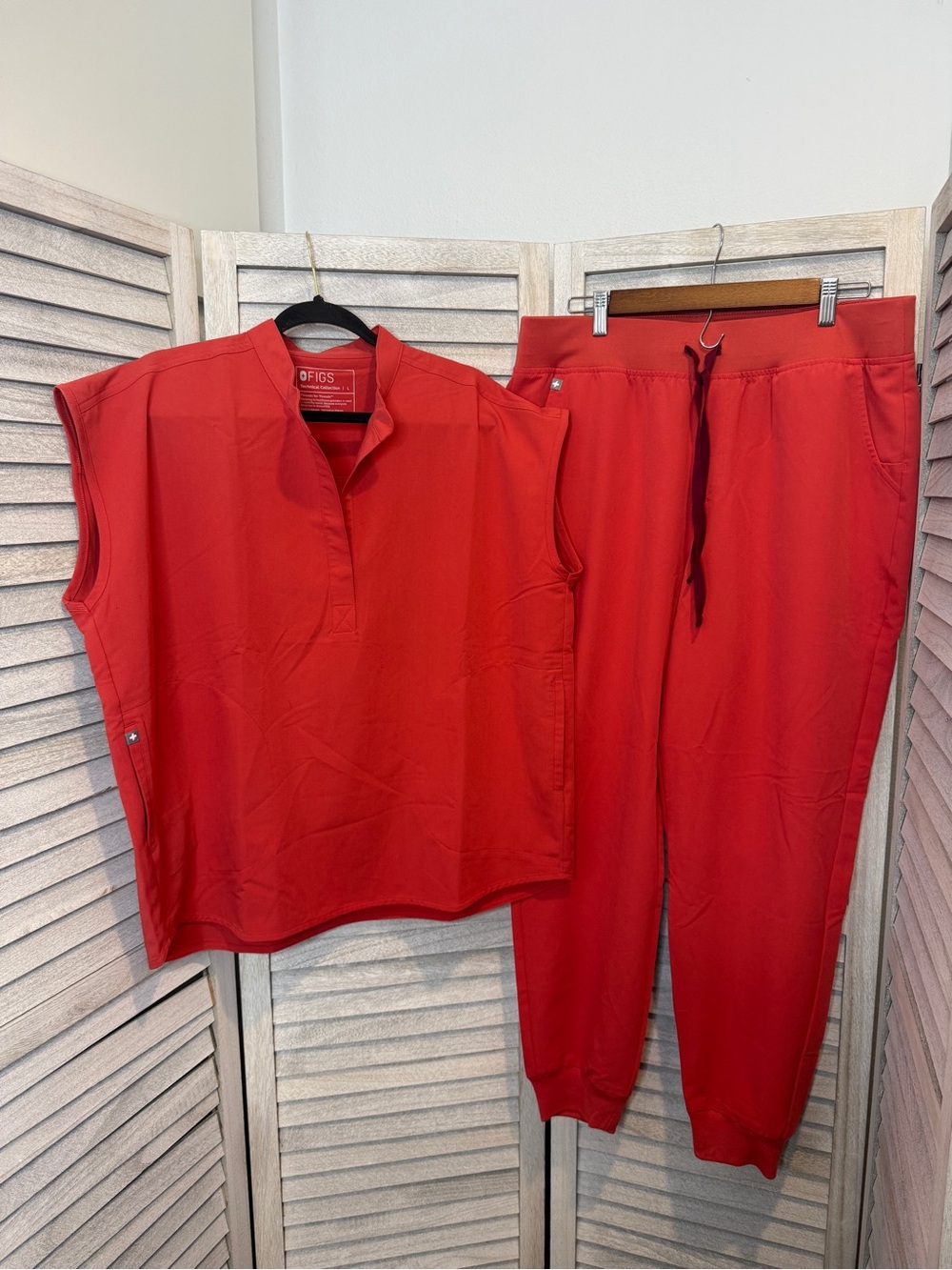 Figs Scrub Set Rafaela Top L Zamora Pant Size XL Coral - Picture 3 of 10